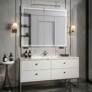 Armoire de salle de bain antibuée éclairée à double porte en aluminium sur mesure